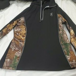 Browning pullover size medium